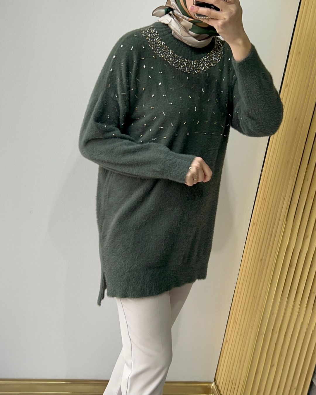 NUSS- SERPME TAŞLI ANGORA KAZAK