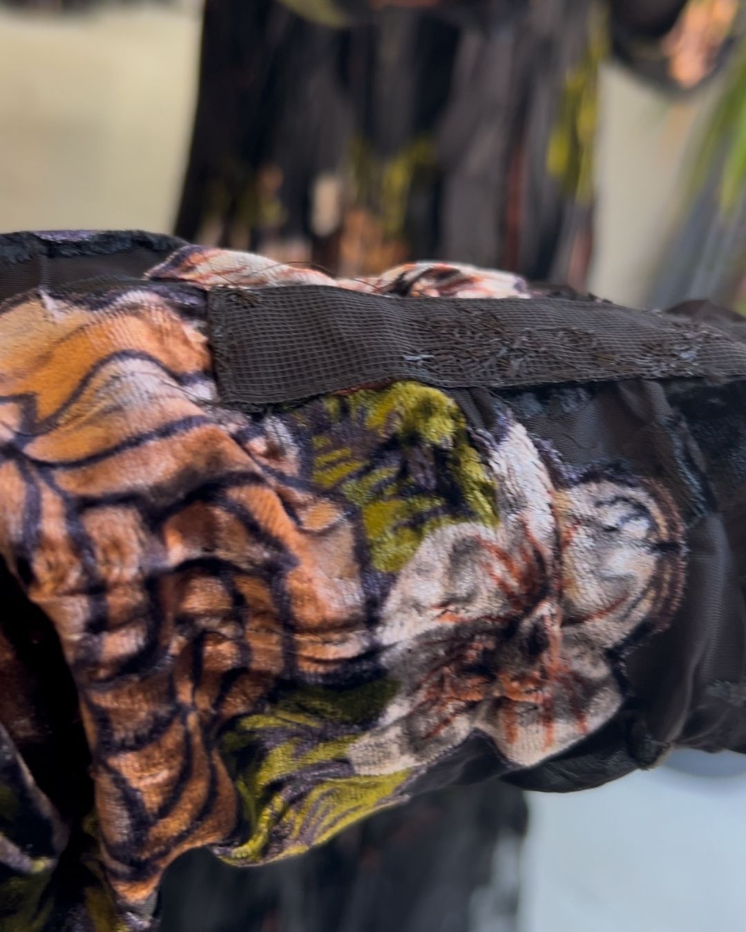 LİSSMORE- KADİFE DETAYLI ELBİSE