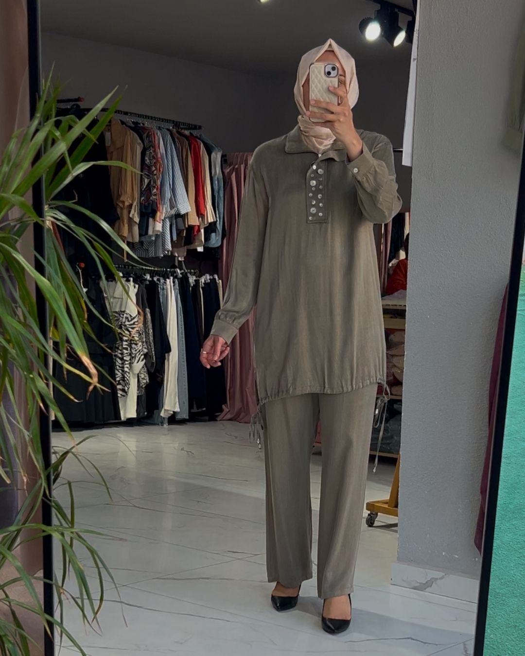 LEVİDOR- İPEK CUPRA TAKIM