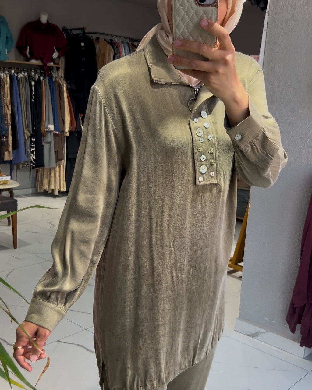 LEVİDOR- İPEK CUPRA TAKIM