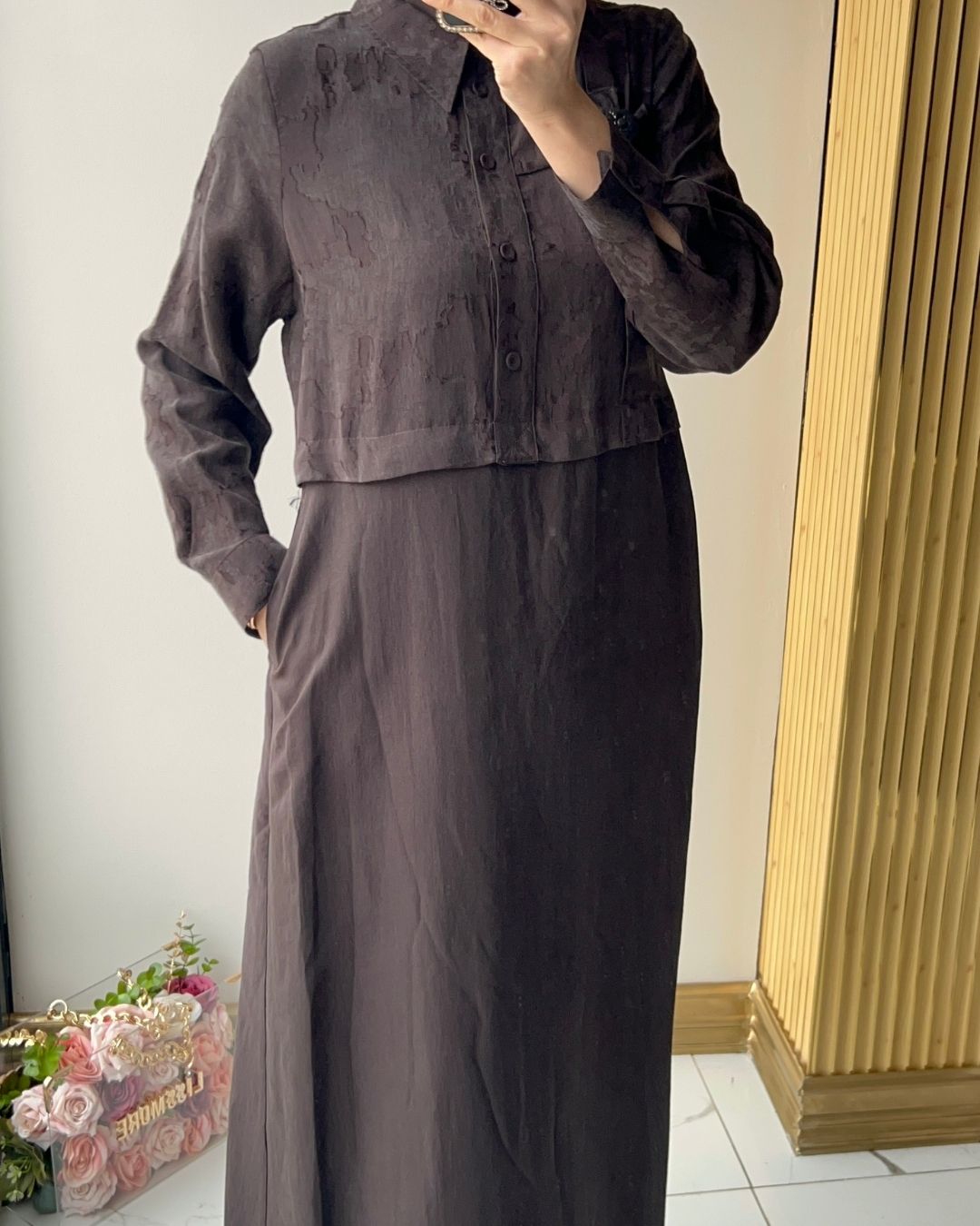 LİSSMORE- ÇİÇEK BROŞLU ELBİSE