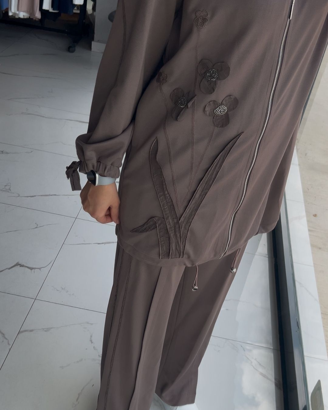 LİSSMORE- ÇİÇEK NAKIŞLI TAKIM