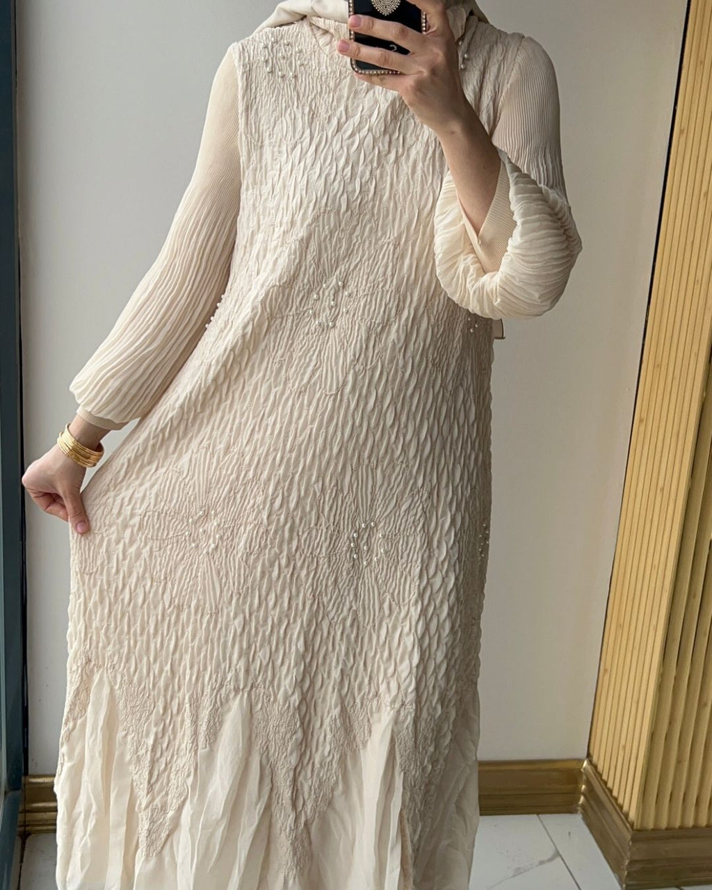 İTHAL- ÇİÇEK BONCUKLU ELBİSE