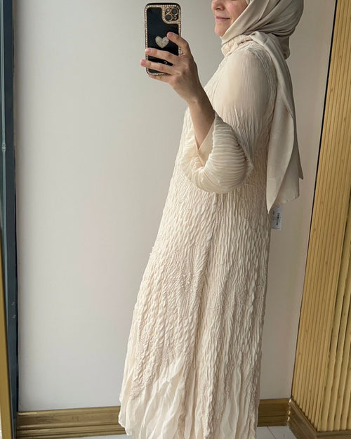 İTHAL- ÇİÇEK BONCUKLU ELBİSE