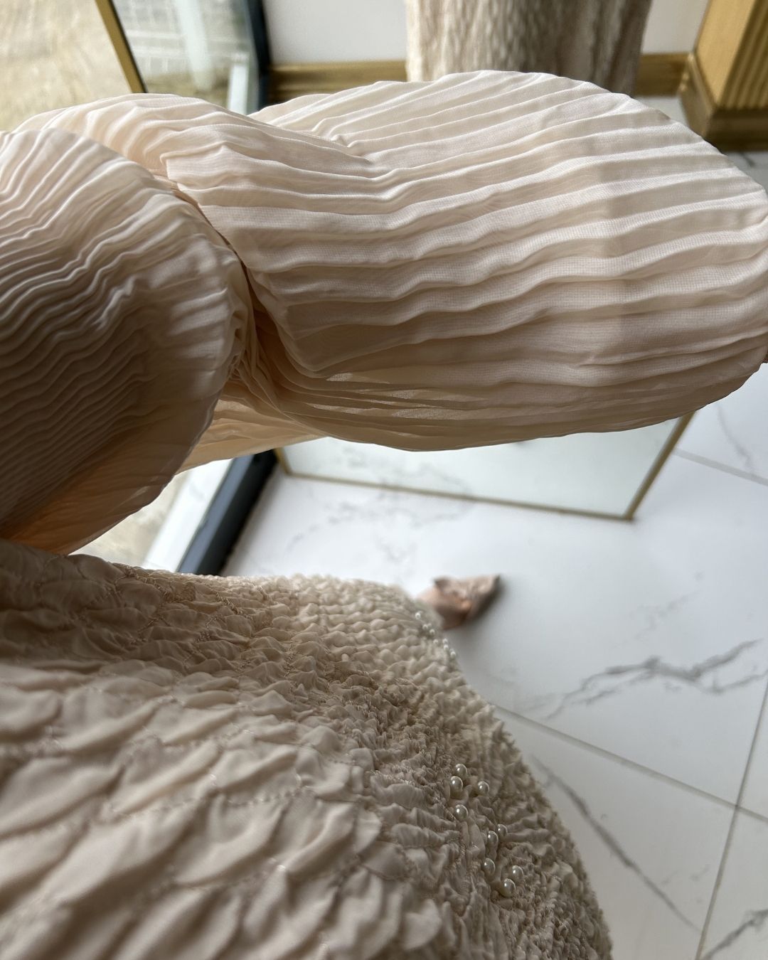 İTHAL- ÇİÇEK BONCUKLU ELBİSE