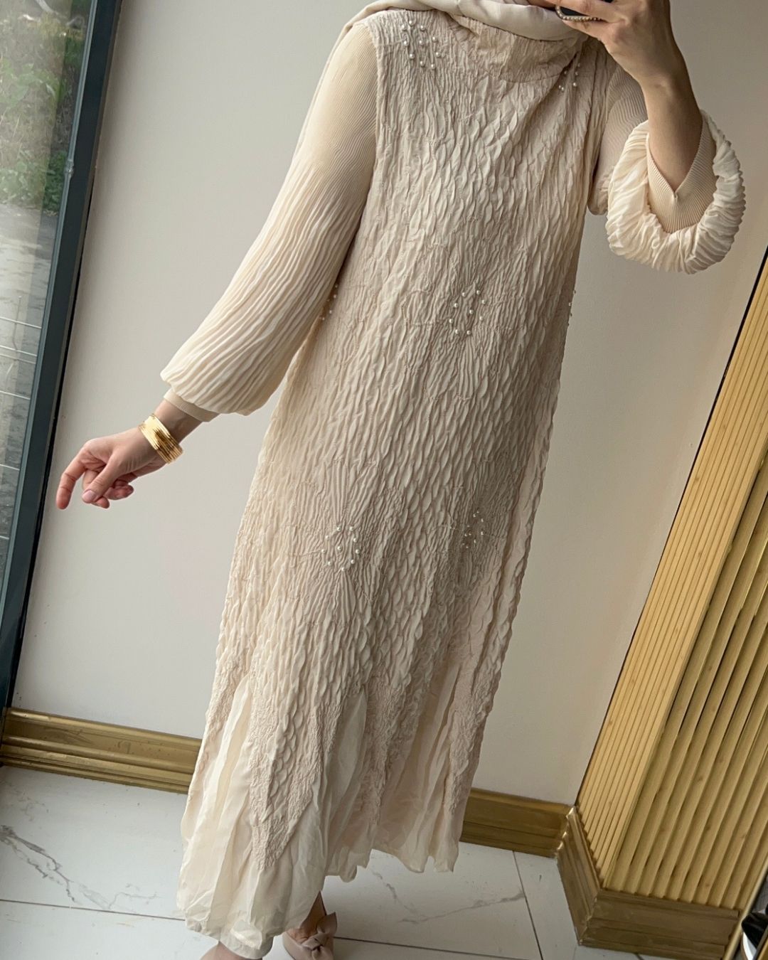 İTHAL- ÇİÇEK BONCUKLU ELBİSE