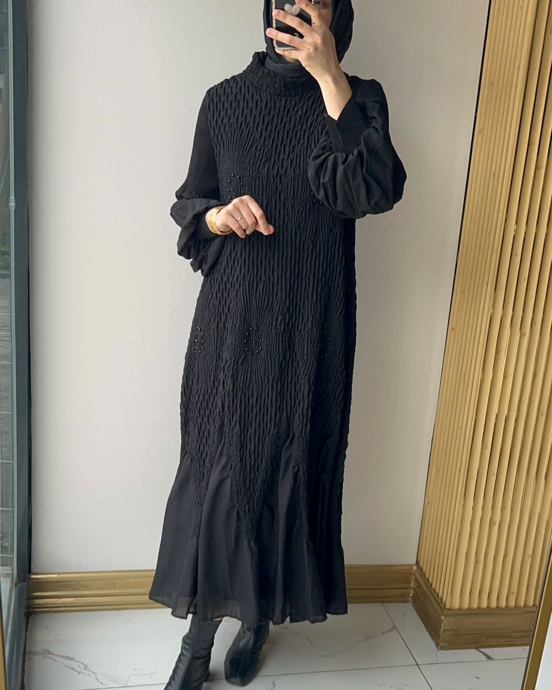 İTHAL- ÇİÇEK BONCUKLU ELBİSE