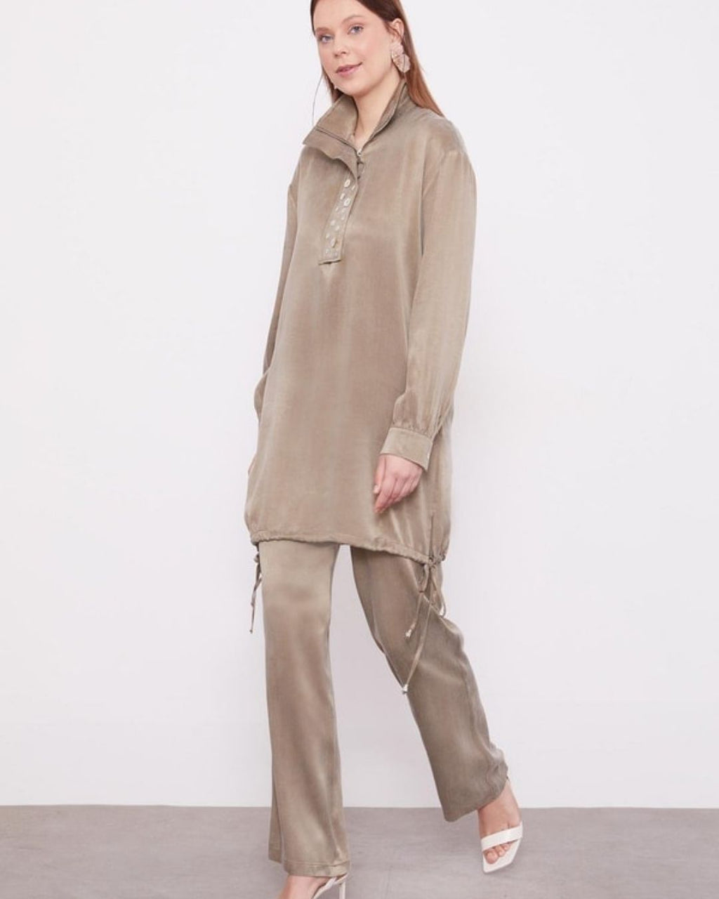 LEVİDOR- İPEK CUPRA TAKIM